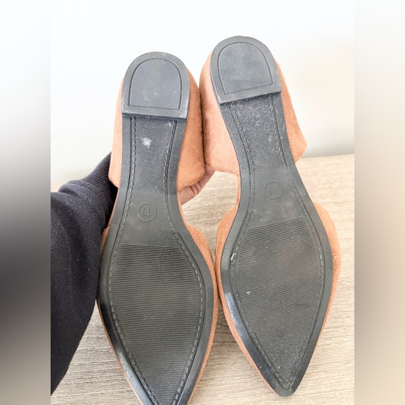a new day D'Orsay Pointed Toe Ballet Flat in Faux Brown Suede Size 11 - Picture 6 of 6